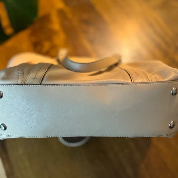 Coach Beige Leather Tote Bag - Picture 6 of 12